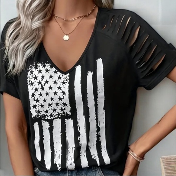 American Distressed Flag Shirt - Picture 2 of 3